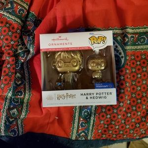 HALLMARK FUNKO ORNAMENT HARRY POTTER GOLD LIMITED EDITION